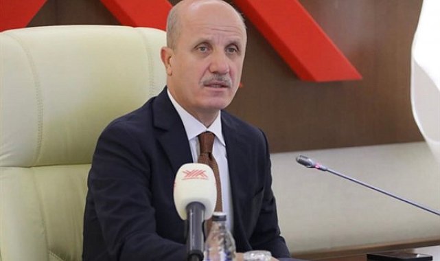Özvar: Vakıf üniversitelerinde ara sınıflar için yasal ücret artış sınırı yüzde 25'tir