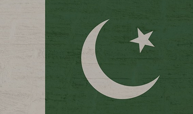 Pakistan’da hastane yangınında 14 yenidoğan hayatını kaybetti