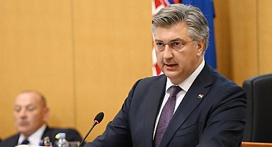 Plenkovic: Bin 725 kayıp kişiye saygı duruşunda bulunuyoruz