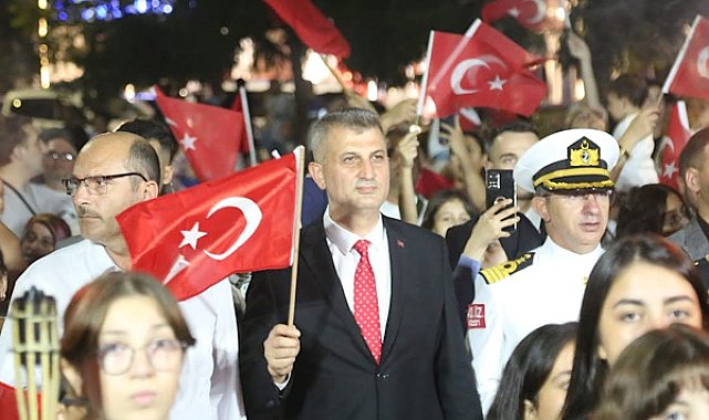 Sezer: İstiklal mücadelemizin bütün kahramanlarını şükranla yad ediyorum