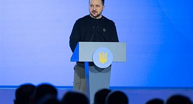 Zelenski: Kiev bölgesindeki mühimmat deposu patlamaları soruşturulacak