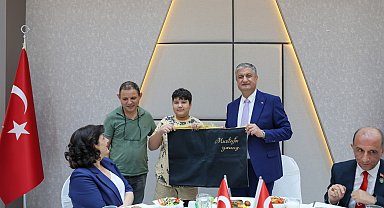Adana’da gaziler onuruna yemek programı düzenlendi