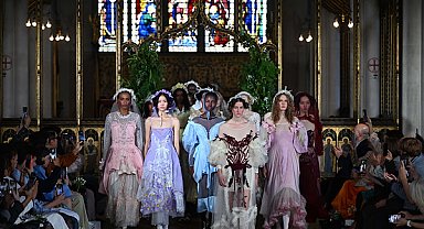 Antep işi nakışı Londra Moda Haftası'nda tanıtıldı