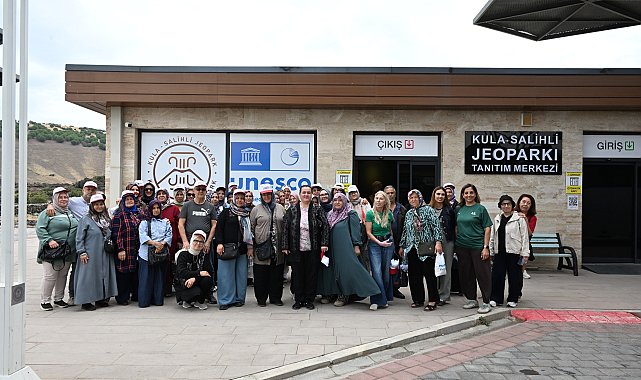 Avrupa Hareketlilik Haftası kapsamında Kula’da yürüyüş ve keşif etkinliği düzenlendi