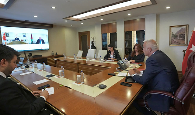 Bakan Ersoy, Filistin Kültür Bakanı Hamdan ile görüştü