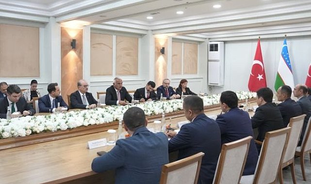 Bakan Ersoy, Özbekistan’ın bağımsızlığının 35. yıl dönümünde Taşkent’te