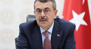 Bakan Tekin, Bratislava Büyükelçiliğini ziyaret etti