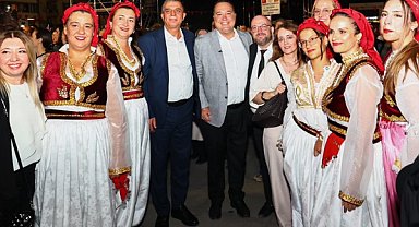 Balkanlardan Anadolu’ya Kültür Şenliği’nde Candan Erçetin sahne aldı