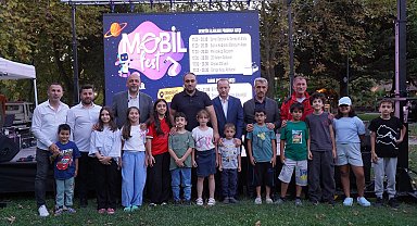Başkan Aydın, Mobil Fest’te çocukların bilim heyecanına ortak oldu
