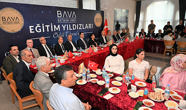 Batman’da 41 öğrenci tam altınla ödüllendirildi