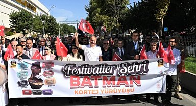 Batman’da festivaller kortej yürüyüşüyle başladı