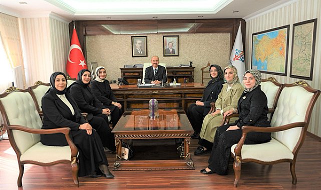Batman Valisi Canalp, Birlik Vakfı Hanımlar Komisyonunu kabul etti