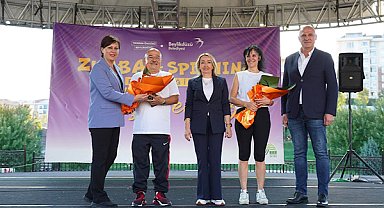 Beylikdüzü'nde Zumba ve Spinning etkinliği düzenlendi