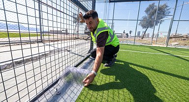 Bostanlı’daki iki padel kortu ekim ayında hizmete girecek