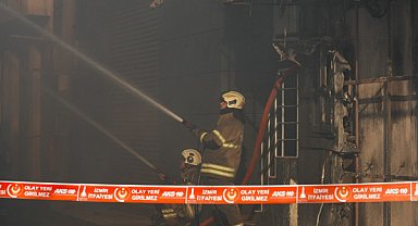 Buca’da mobilya atölyesinde çıkan yangın kontrol altına alındı