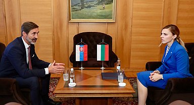 Bulgaristan ve Slovakya yeni iş birliği fırsatlarını görüştü