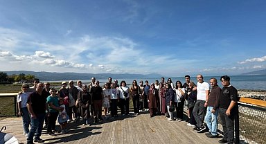 Bursa Büyükşehir Belediyesi'nden sağlık çalışanlarına İznik gezisi