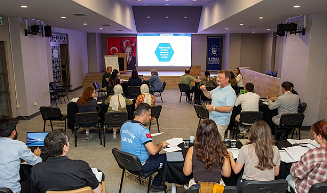 Bursa'da bilgi güvenliği alanında başdenetçi eğitimi verildi