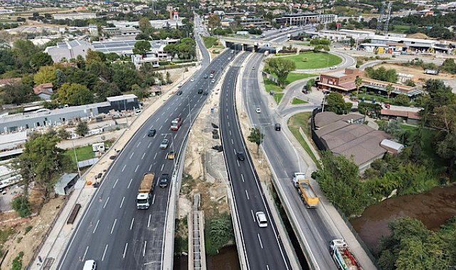 Bursa’da Geçit Köprüsü ve bağlantı yolları trafiğe açıldı