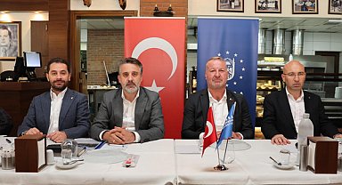 Bursa’da Karacabey muhtarlarıyla altyapı toplantısı yapıldı