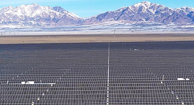 Çin’de güneş enerjisi kömürü geride bıraktı