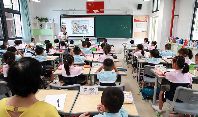 Çin’de öğretmen kadrosu 18,7 milyonu aştı