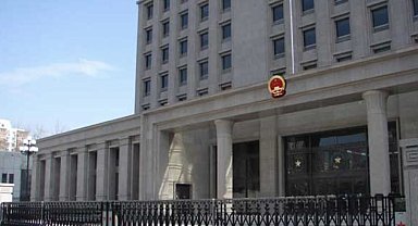 Çin’in askerî uçakları Mısır’daki hava fuarında sergilenecek