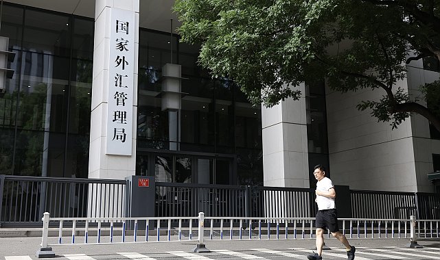 Çin’in döviz rezervi 3 trilyon 438 milyar dolara yükseldi