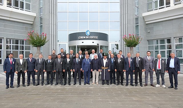 Çorum’da Yılın Ahisi Yüksel Yılmaz’dan Başkan Aşgın’a ziyaret