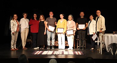 “Demans Pratiği” oyunu Eskişehir’de Alzheimer’a dikkat çekti