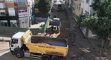 Derince'de cadde ve sokaklarda üstyapı çalışmaları sürüyor