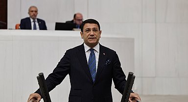 Bayraktar: Güneş ve rüzgarda toplam kurulu gücümüz yaklaşık 43 bin megavata ulaştı