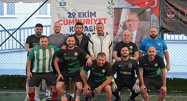 Edremit Belediyesi Cumhuriyet Kupası Halı Saha Turnuvası başladı