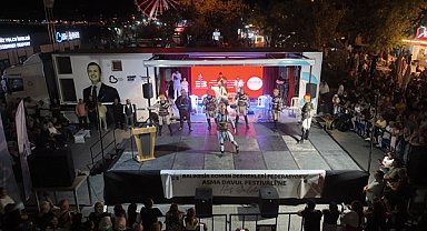 Edremit'in kurtuluşunun 104. yıl dönümü Asma Davul Festivali ile kutlandı
