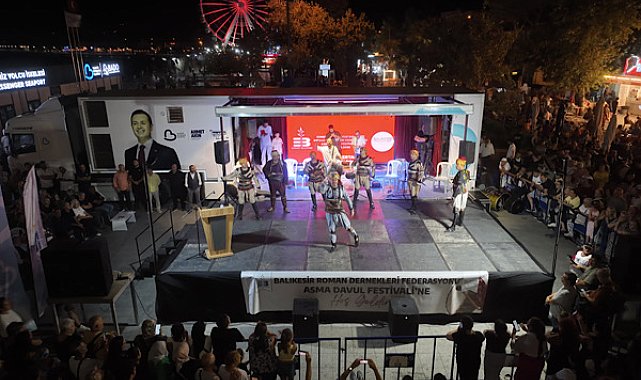 Edremit'in kurtuluşunun 104. yıl dönümü Asma Davul Festivali ile kutlandı