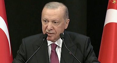 Erdoğan: Yanlış yapanla vedalaşır, yolumuza güçlenerek devam ederiz