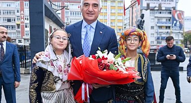 Ersoy, Türkiye Yüzyılı Buluşmaları’nda Kütahya’nın kültür turizmi yatırımlarını anlattı