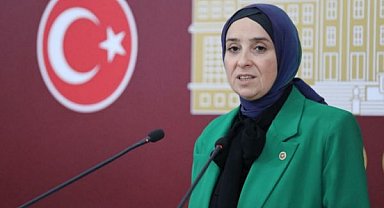 Esen: Çocuklarımızı kapalı grupların ve algoritmaların insafına bırakamayız