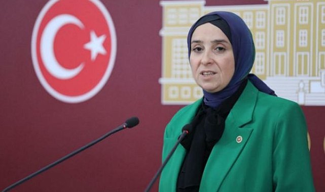 Esen: Çocuklarımızı kapalı grupların ve algoritmaların insafına bırakamayız