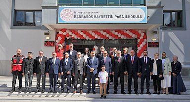 Esenyurt’ta yeni eğitim yılı öğrenci ve ailelerin katılımıyla başladı