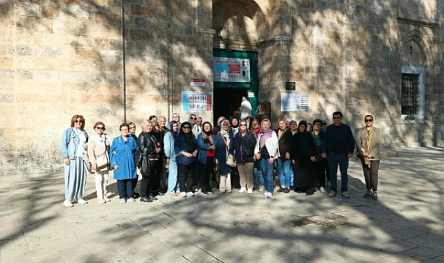 Gemlikliler Bursa’nın tarihi mekanlarını keşfediyor