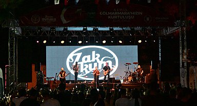 Gölmarmara'nın kurtuluş yıl dönümü Zakkum konseriyle kutlandı