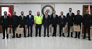 Hatay Emniyet Müdürü Yılmaz, başarılı personeli ödüllendirdi