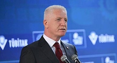 İstanbul Valisi Gül, Pendik’te Kur’an-ı Kerim Tefsir Programı’na katıldı