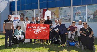 İzmir’de 100’üncü Kırmızı Bayrak Torbalı’daki yüzme havuzuna verildi