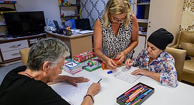 İzmir’de Alzheimer ve Demans Merkezi hizmet veriyor