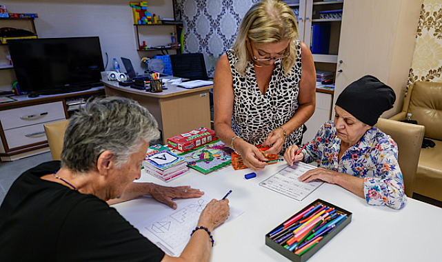 İzmir’de Alzheimer ve Demans Merkezi hizmet veriyor
