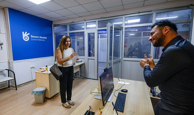 İzmir’de işitme engelli yurttaşlar için erişilebilir hizmetler sürüyor