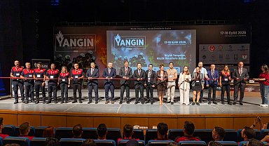 İzmir’de yangın güvenliği ve önleme stratejileri ele alındı
