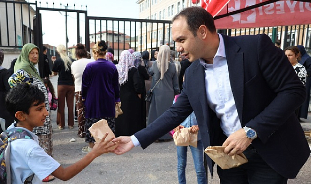 İzmit Belediyesinin Beslenme Saati Projesi devam ediyor